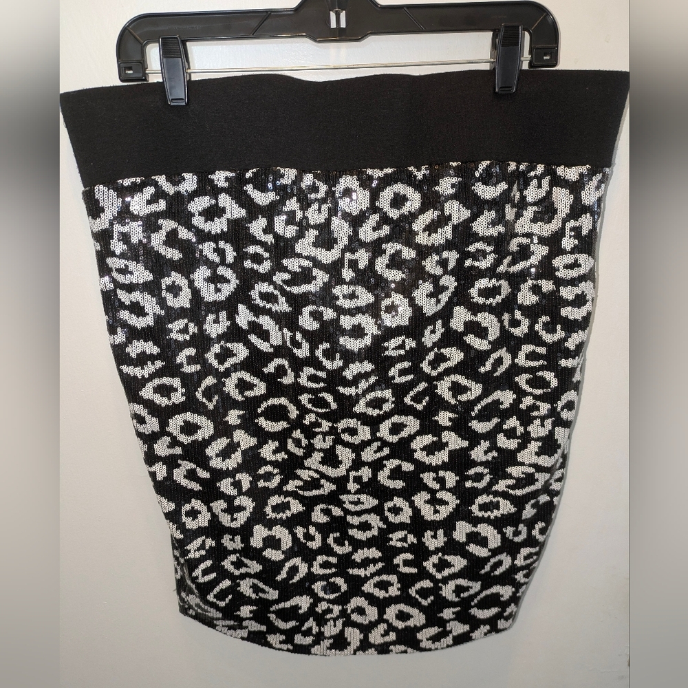 Torrid Sequin Black and White Animal Print Pencil Skirt Size 1 (14/16) - Picture 3 of 4